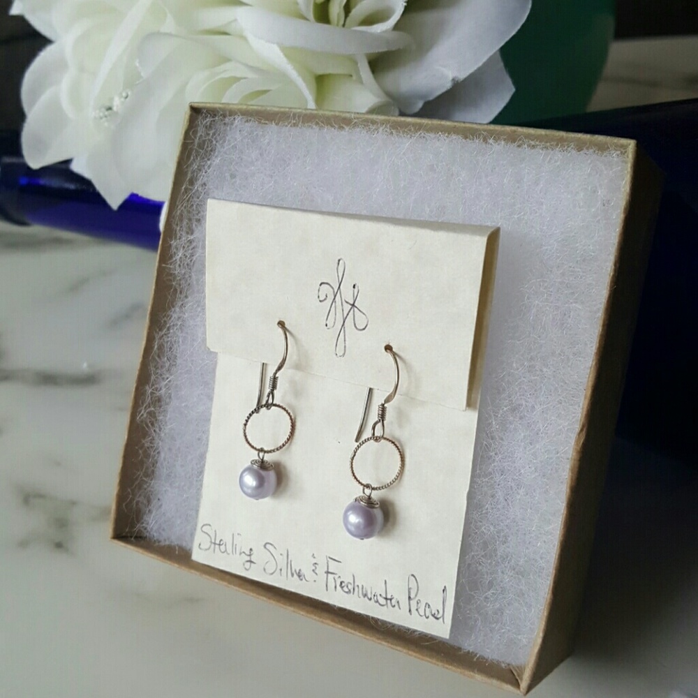 Jayelay Jewelers Pearl Earrings
